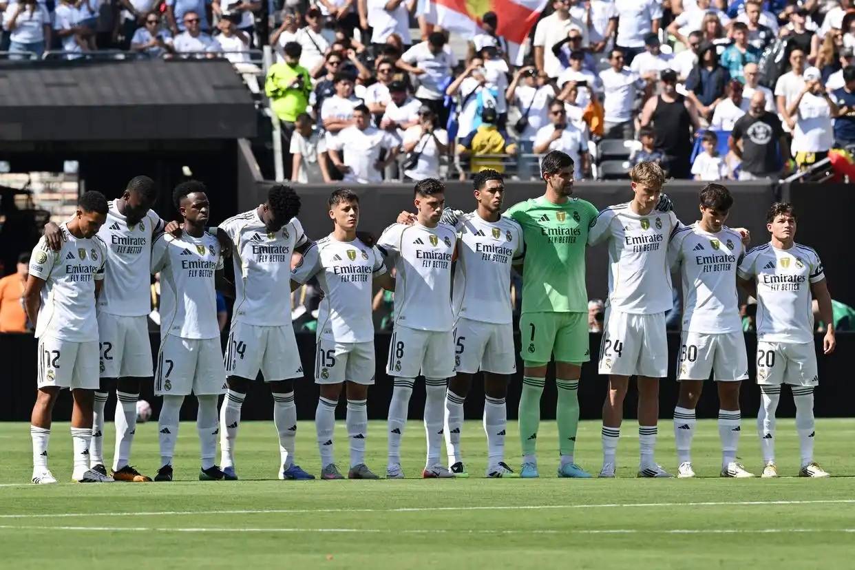 华体会体育-多特蒙德轻取皇马，卡瓦尼梅开二度世界杯