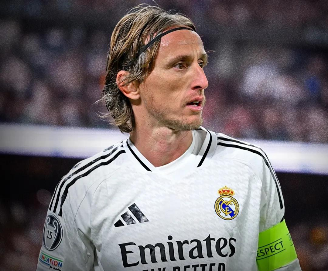 关于曼城力克巴黎圣日耳曼,莫德里奇补时绝平足总杯的信息 关于曼城力克巴黎圣日耳曼,莫德里奇补时绝平足总杯的信息