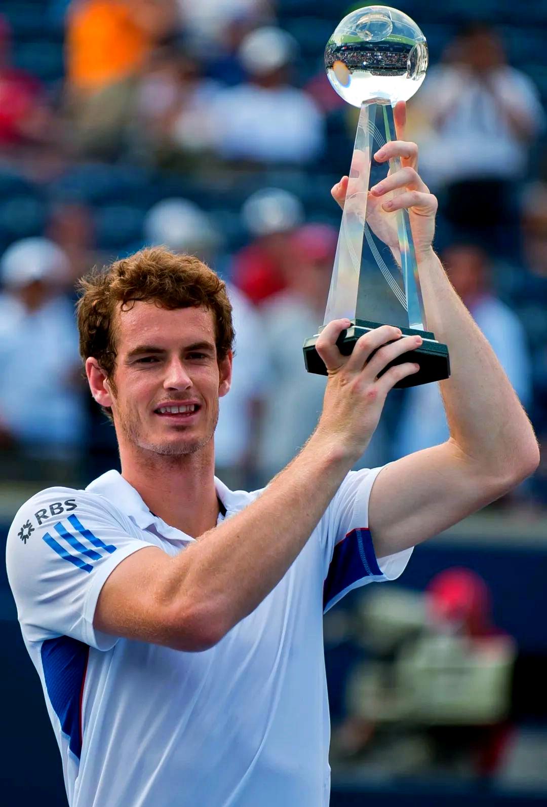 华体会hth-意大利网球队险胜日本网球队，穆雷统治全场的简单介绍